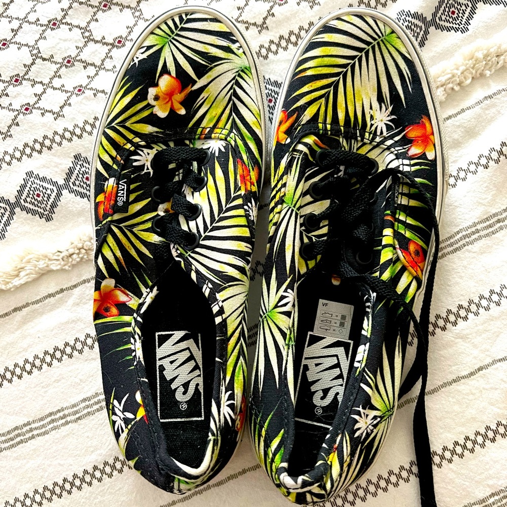 Tropical Vans